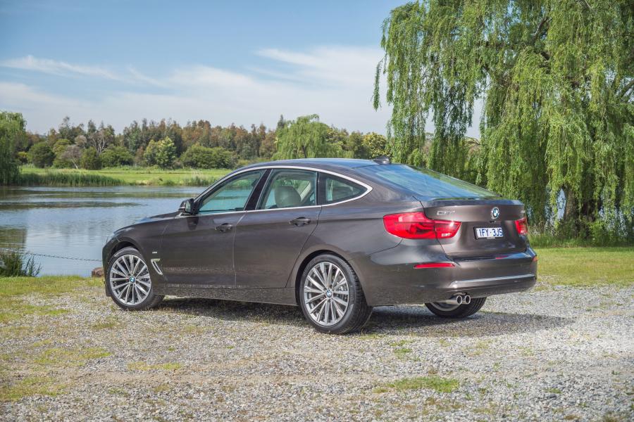  BMW 330i Gran Turismo Luxury Line 2016 года  (AU) (фото 2 из 8)